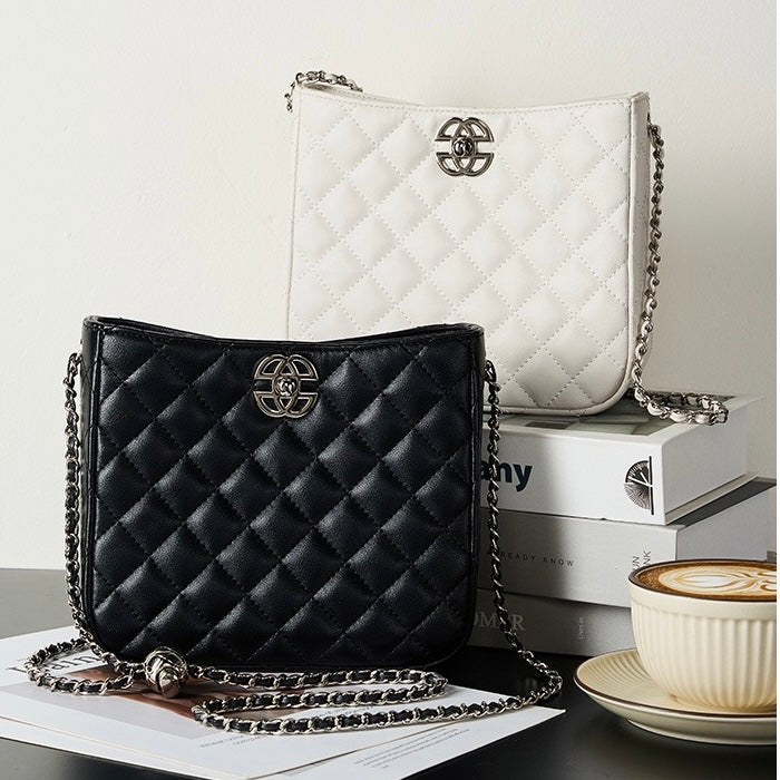 Women's Genuine Cowhide Commuter Chain Bucket Bag