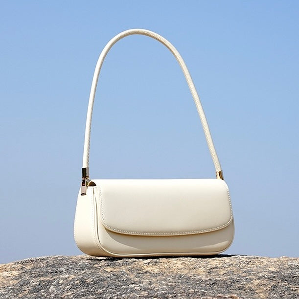 Women’s Genuine Leather Minimalist Saddle Tote – 2025 Commuter Edition