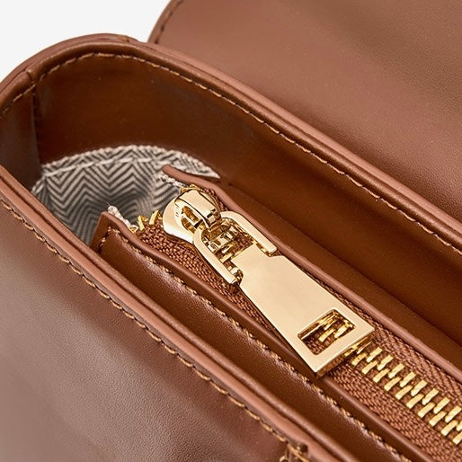 Women’s Genuine Leather Horseshoe Buckle Handbag