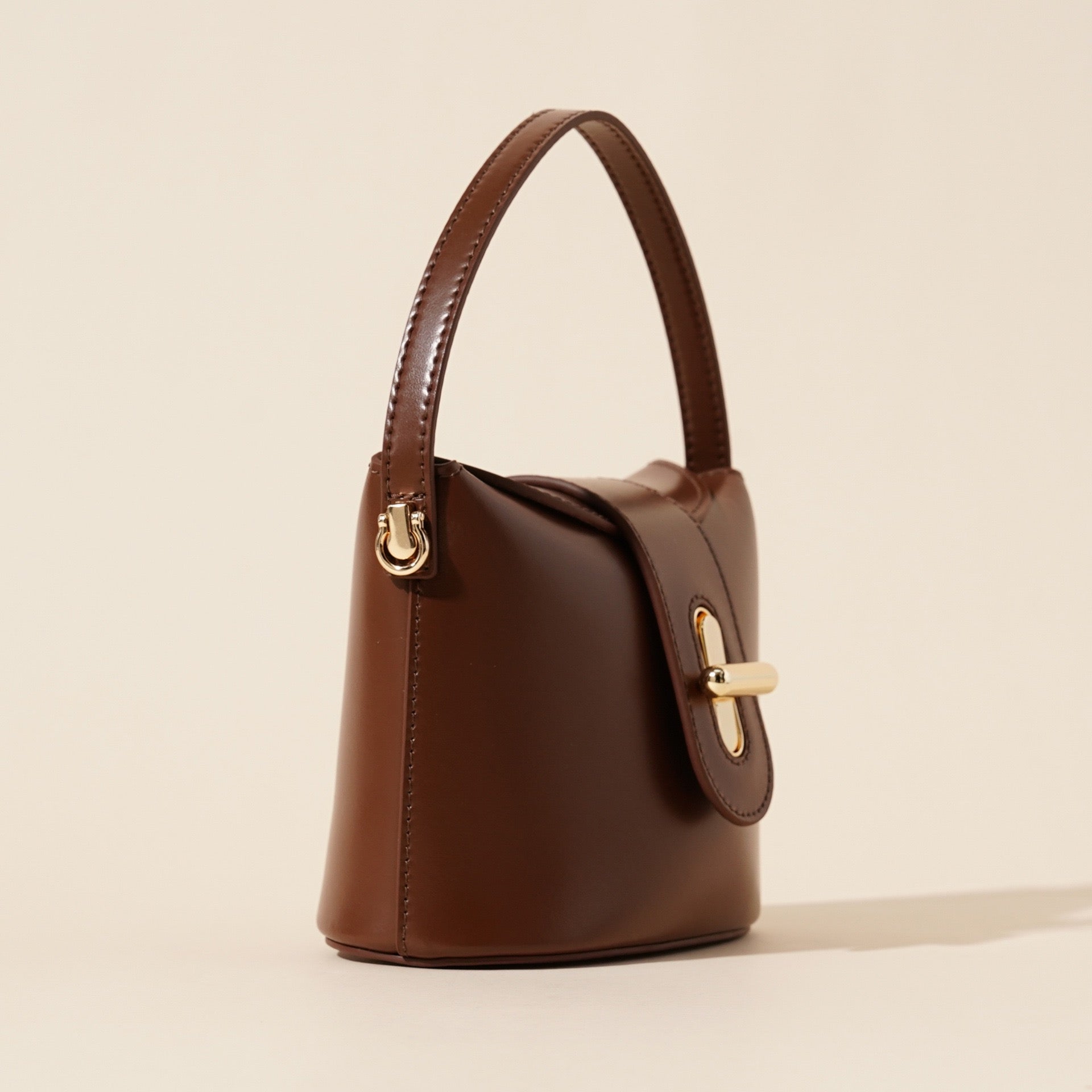 Women’s Genuine Leather Vintage Lock Top Handle Bag