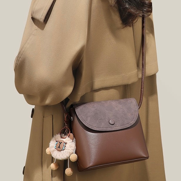 Women's Leather Vintage Flap Crossbody Bag