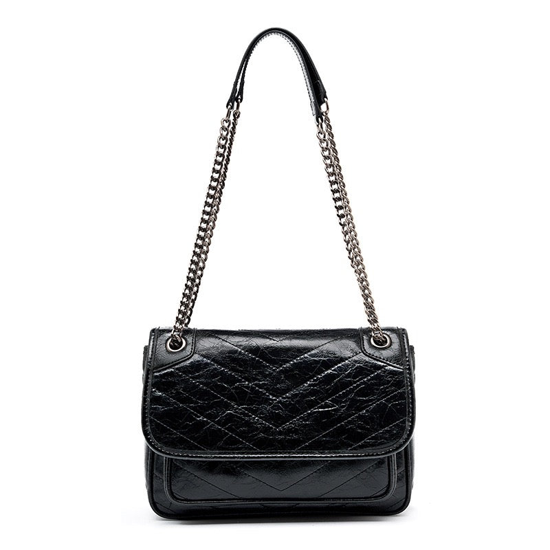 Women’s Genuine Leather Chain Detail Large Capacity Messenger Shoulder Bag