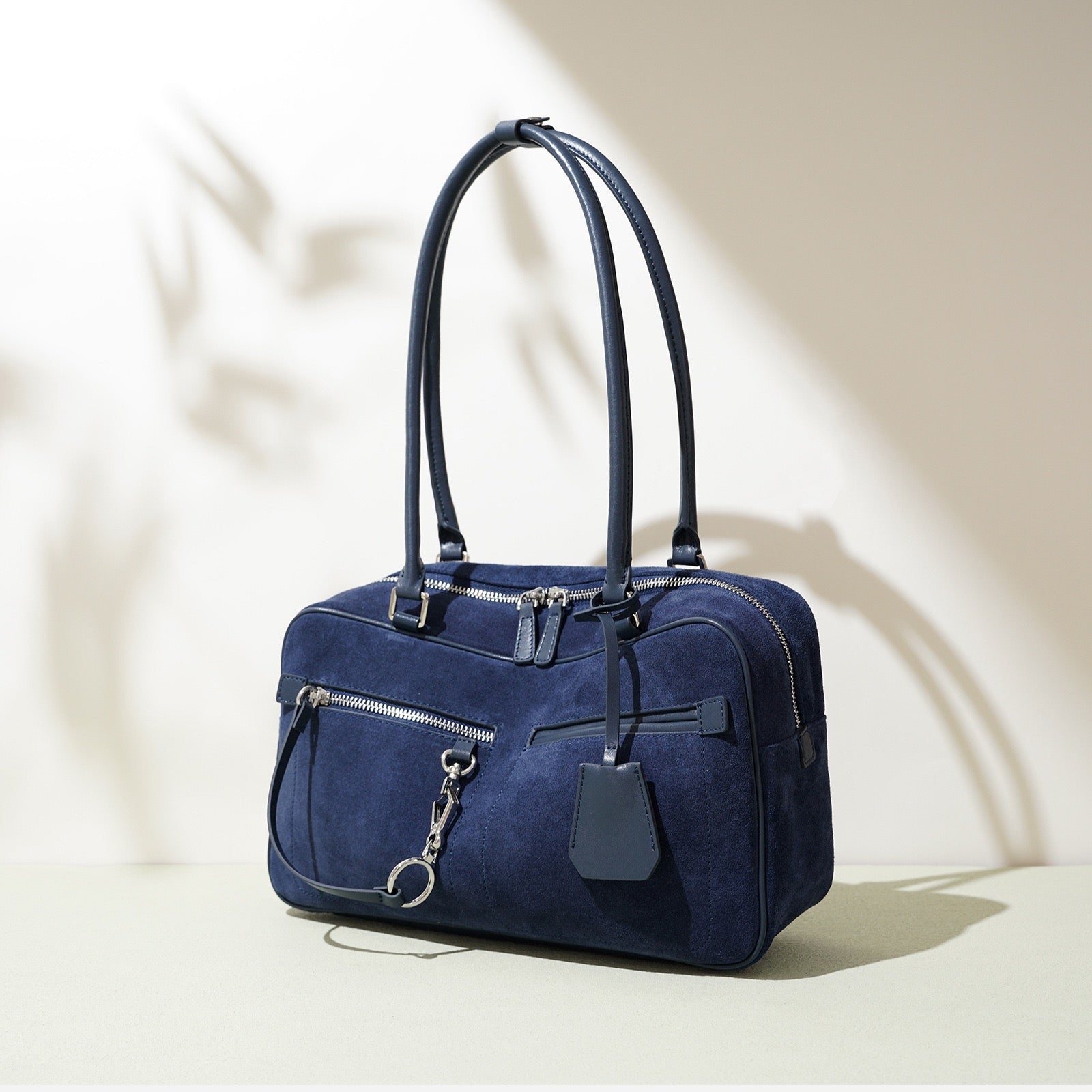 Women’s Matte Leather Pillow Shoulder Bag – Vintage Tote for Daily Commute