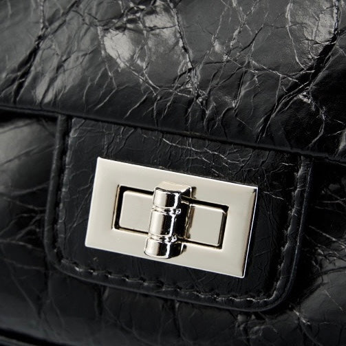 Women's Retro Waxed Genuine Leather Pleated Beaded Chain Crossbody Bag