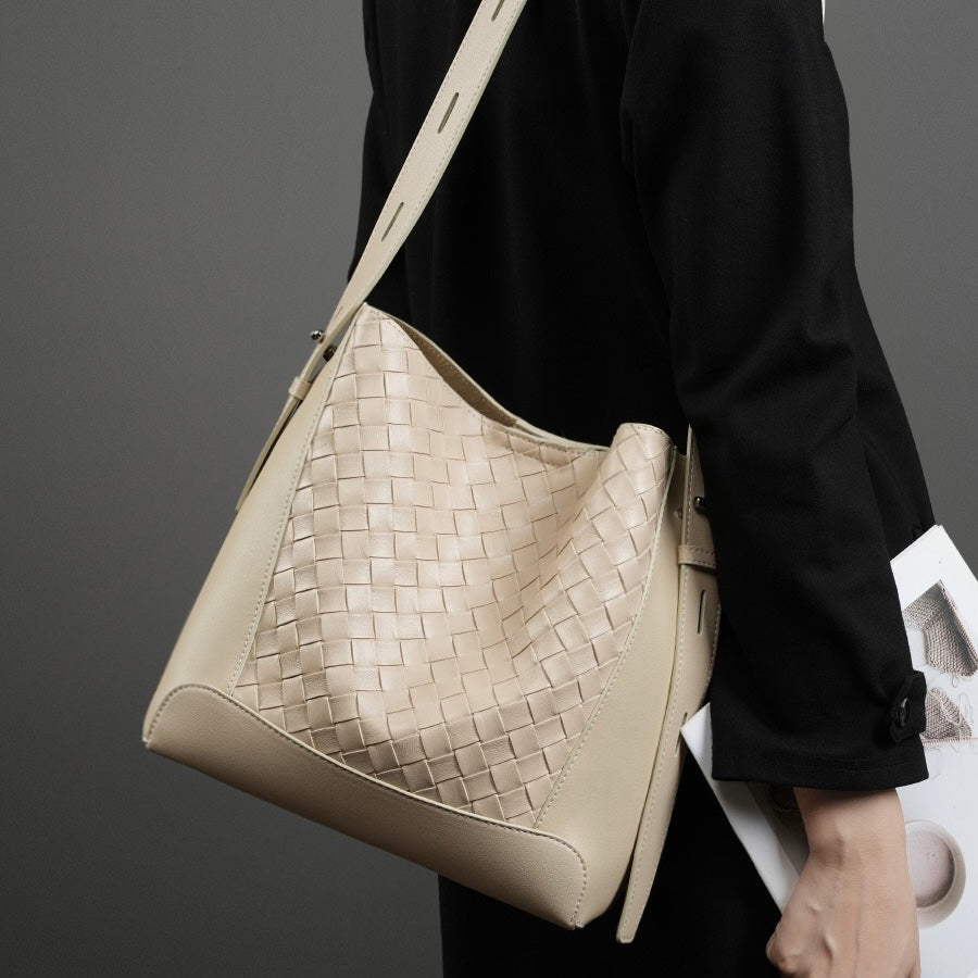 Women's Cowhide Handwoven Large Capacity Crossbody and Shoulder Bag