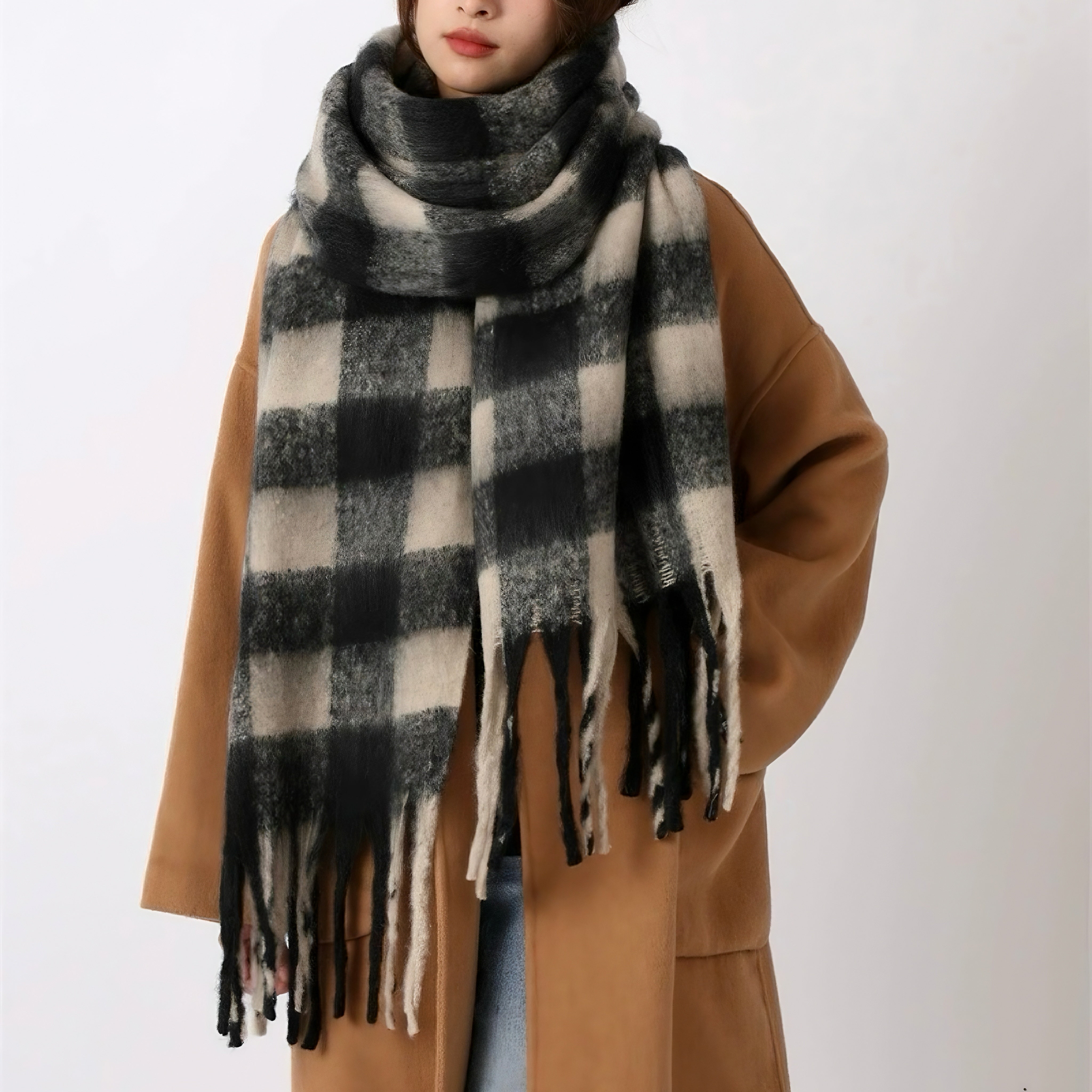 Women's Elegant Black & White Plaid Patterned Fringed Imitation Cashmere Scarf