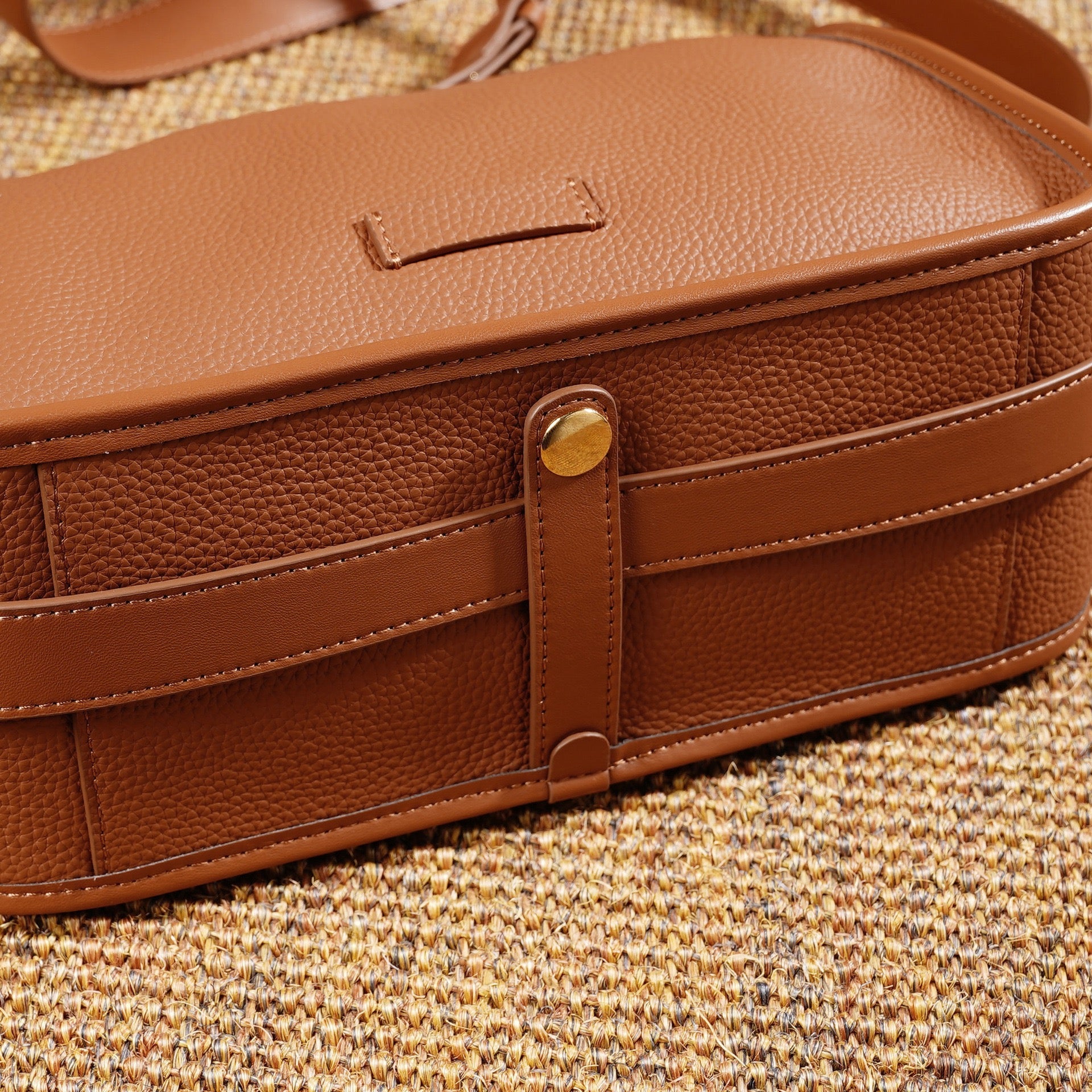 Women’s Genuine Leather Vintage Commuter Shoulder Bag